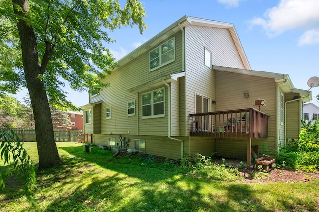 343 S Gilbert St, South Elgin, IL 60177 - photo 16
