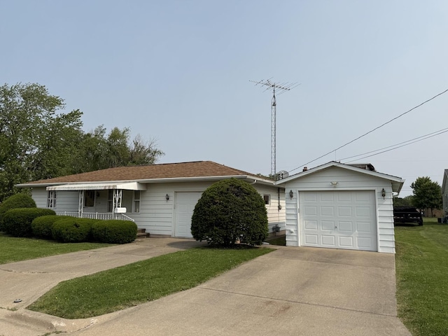 318 Durant St, Oglesby, IL 61348 - single story home featuring driveway, a front yard, and a garage