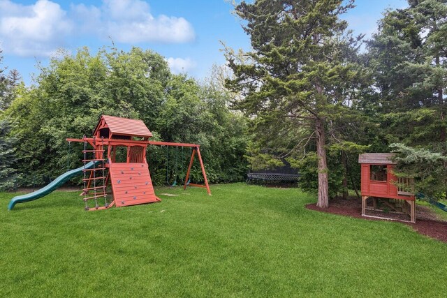 3828 Venard Rd, Downers Grove, IL 60515 - view of play area with a lawn