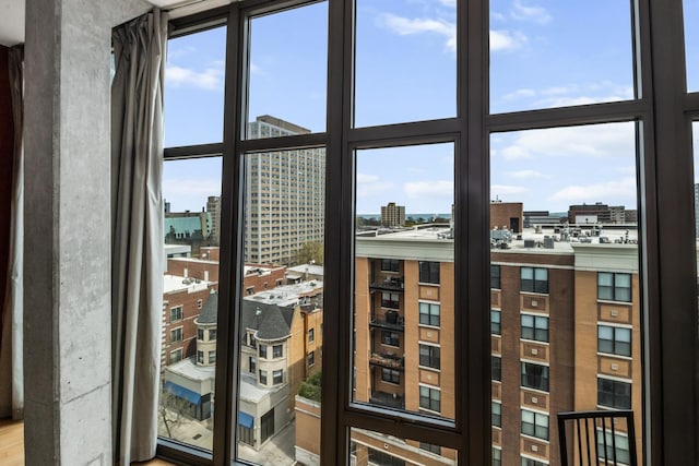 1000 W Leland St Unit 9B, Chicago, IL 60640 - detailed view of a view of city