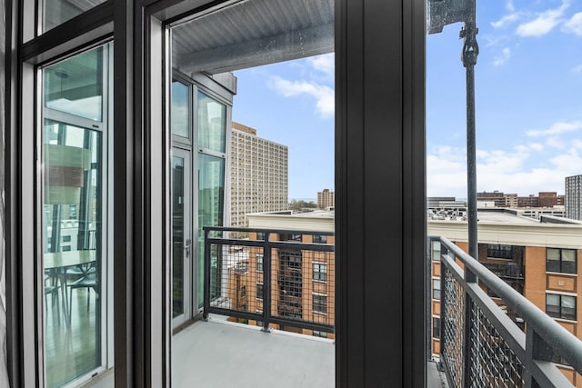 1000 W Leland St Unit 9B, Chicago, IL 60640 - balcony with a view of city