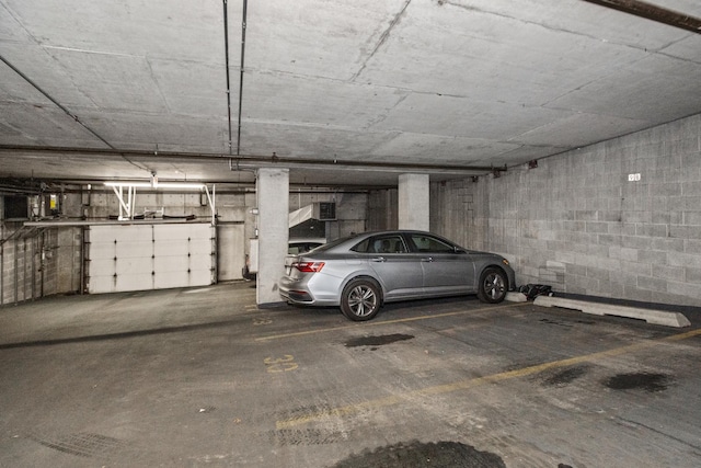 1000 W Leland St Unit 9B, Chicago, IL 60640 - parking garage featuring concrete block wall