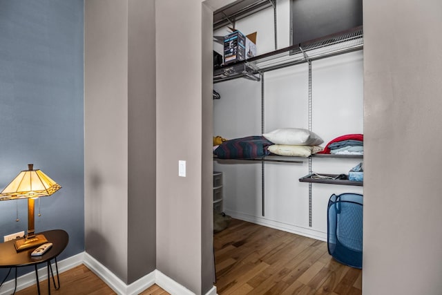 1000 W Leland St Unit 9B, Chicago, IL 60640 - view of closet