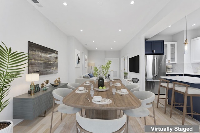 6233 S Woodlawn Ave Unit 2, Chicago, IL 60637 - dining area with recessed lighting and light wood-type flooring