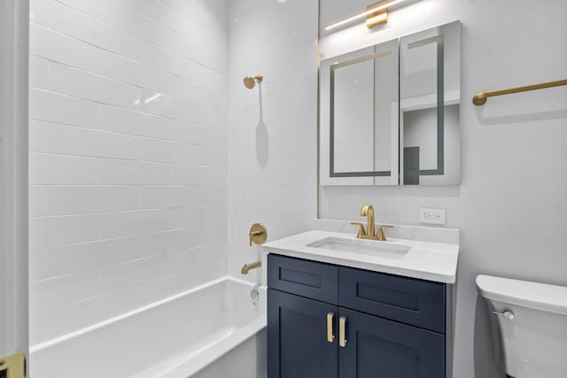 6233 S Woodlawn Ave Unit 2, Chicago, IL 60637 - bathroom featuring vanity, toilet, and shower / bathtub combination