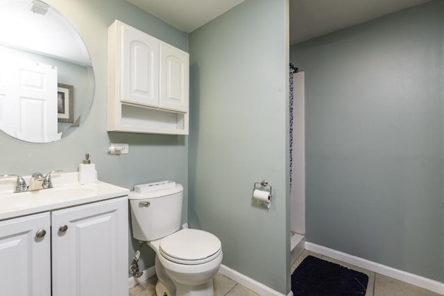 3106 Lebanon Ave, Zion, IL 60099 - bathroom featuring vanity, toilet, a shower with curtain, and tile patterned flooring