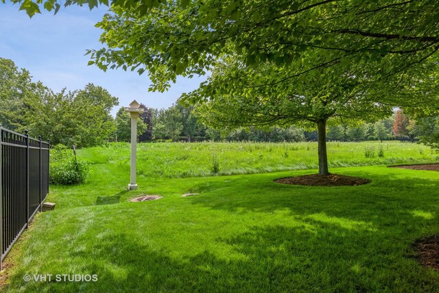 850 Gage Ln, Lake Forest, IL 60045