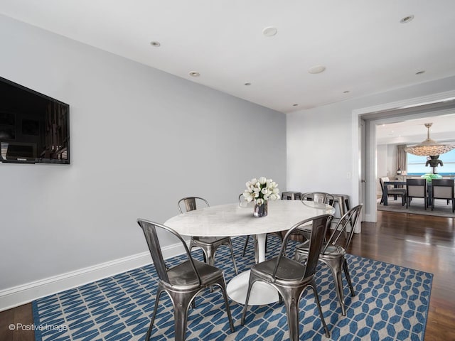 3920 N Lake Shore Dr Unit 12N, Chicago, IL 60613 - dining area featuring wood finished floors and baseboards