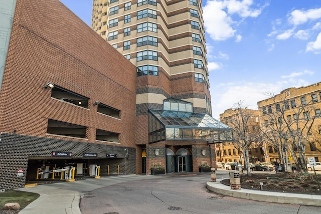 3660 N Lake Shore Dr Unit 2712, Chicago, IL 60613 - view of building exterior