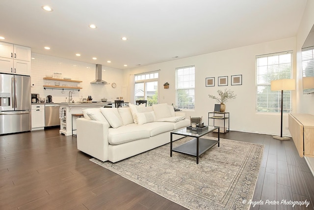 2624 Evergreen Cir, Mchenry, IL 60050 - living area featuring dark wood-style flooring and recessed lighting