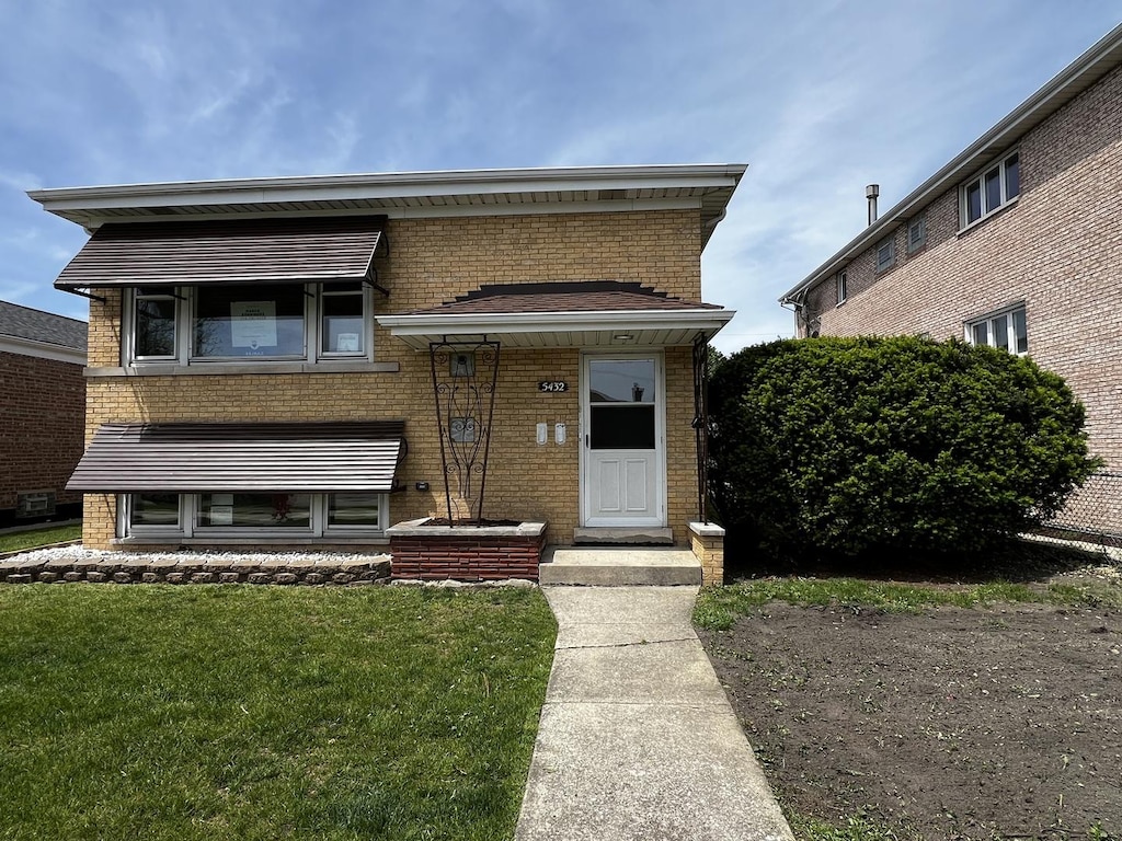 5432 S Long Ave, Chicago, IL 60638 - photo 1