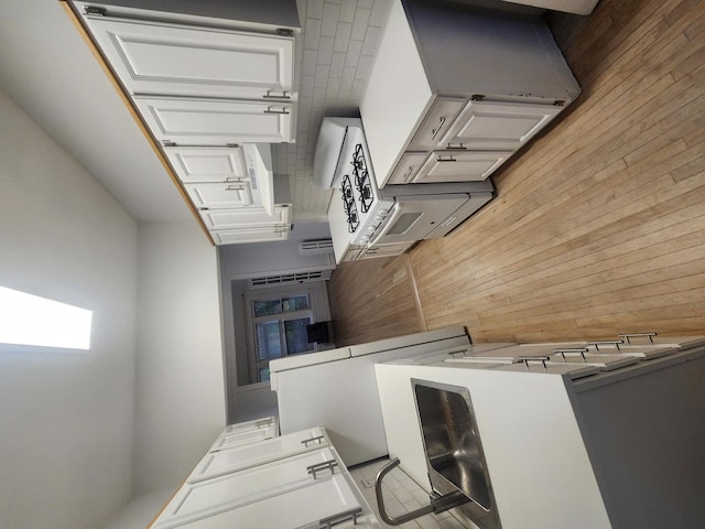 5425 S Dorchester Ave Unit 1E, Chicago, IL 60615 - view of kitchen