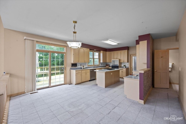 1475 S Crowfoot Cir, Hoffman Estates, IL 60169 - photo 11