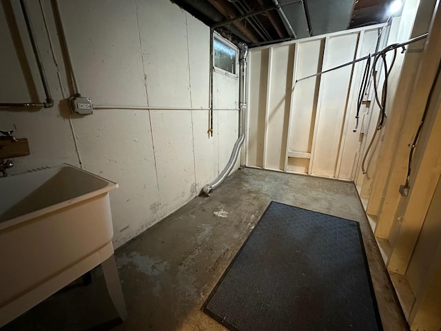319 Triggs Ave, Elgin, IL 60123 - view of unfinished below grade area