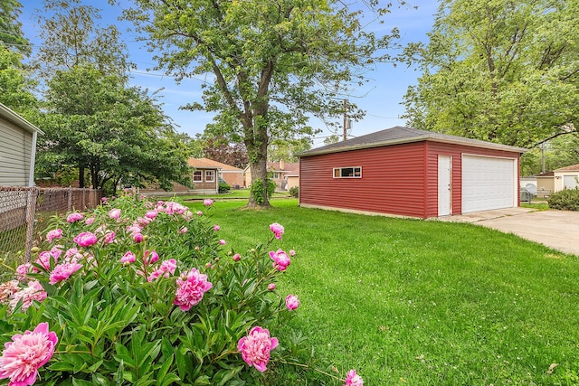 3918 213th Pl, Matteson, IL 60443 - view of yard featuring an outdoor structure and a garage