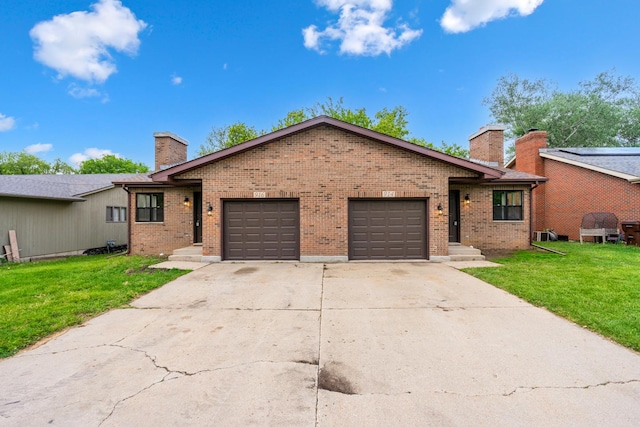 914 Pleasant St, Woodstock, IL 60098 - photo 2