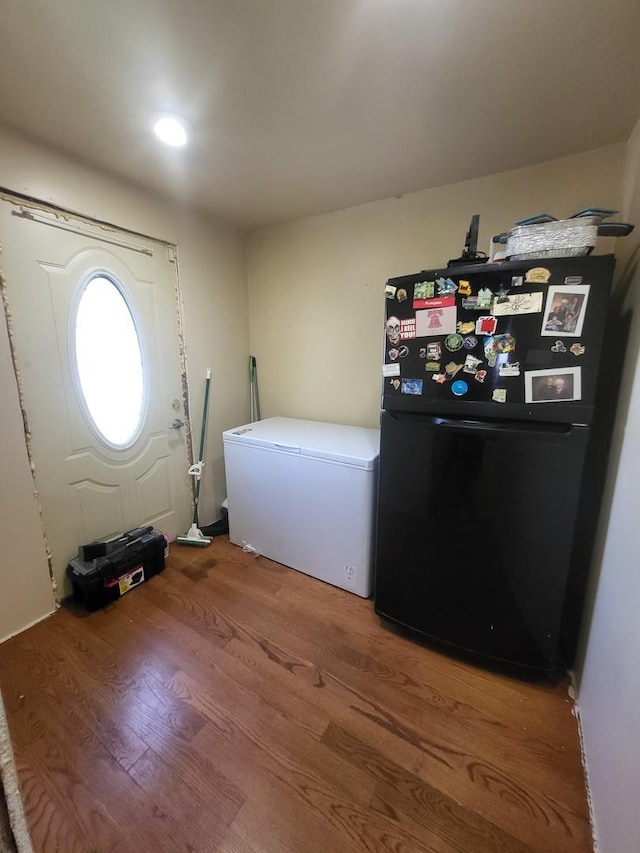 1006 N Park St, Streator, IL 61364 - laundry room with wood finished floors