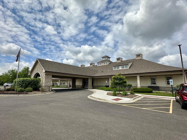 1033 Carolina Ct, Pingree Grove, IL 60140 - view of property with uncovered parking