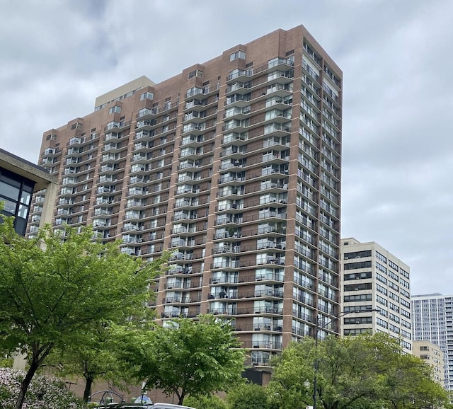 4170 N Marine Dr Unit 18M, Chicago, IL 60613 - view of apartment building / complex