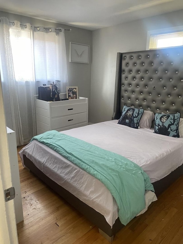 549 E Lincoln St Unit 549, Mount Prospect, IL 60056 - bedroom featuring wood finished floors