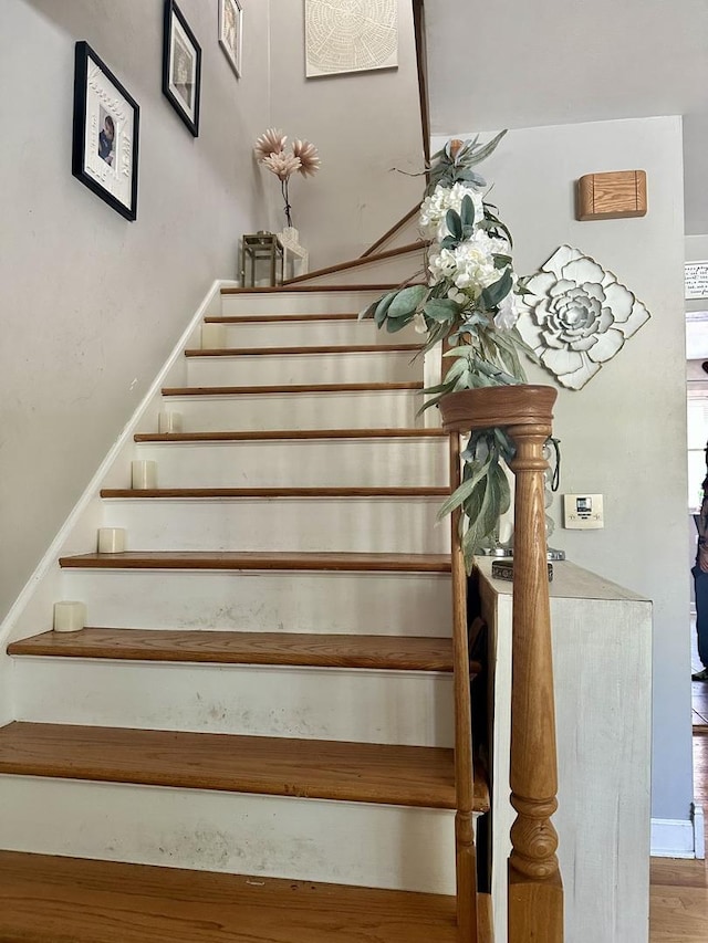 549 E Lincoln St Unit 549, Mount Prospect, IL 60056 - stairs with wood finished floors