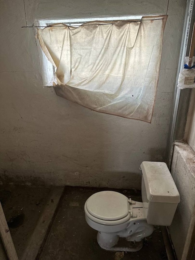 402 N NW Hwy, Park Ridge, IL 60068 - bathroom featuring toilet