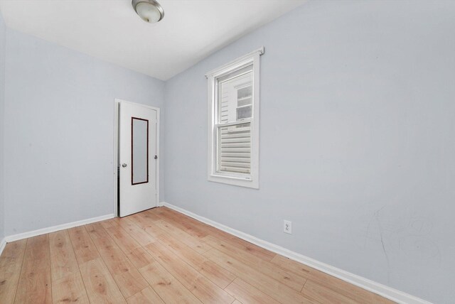 5014 S Paulina St, Chicago, IL 60609 - unfurnished room featuring baseboards and light wood finished floors