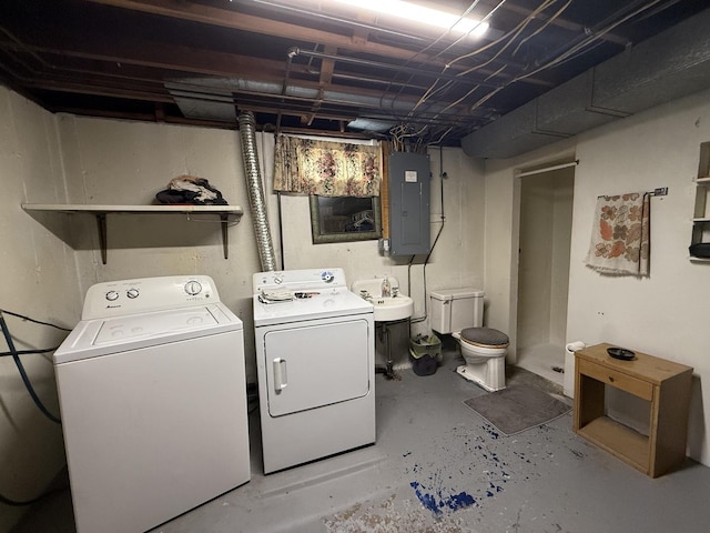 612 S 1st Ave, Forreston, IL 61030 - washroom featuring electric panel and washing machine and dryer