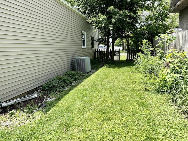 123 N Chicago Ave, Ladd, IL 61329 - view of yard with central air condition unit