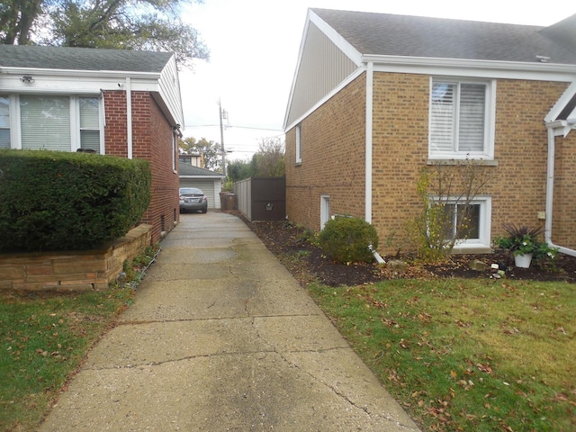 2517 S 4th Ave, North Riverside, IL 60546 - view of side of home with brick siding