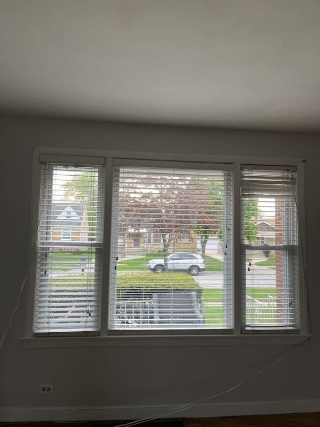 2517 S 4th Ave, North Riverside, IL 60546 - detailed view