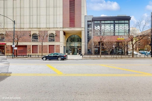 630 N State St Unit 2403, Chicago, IL 60654 - view of building exterior