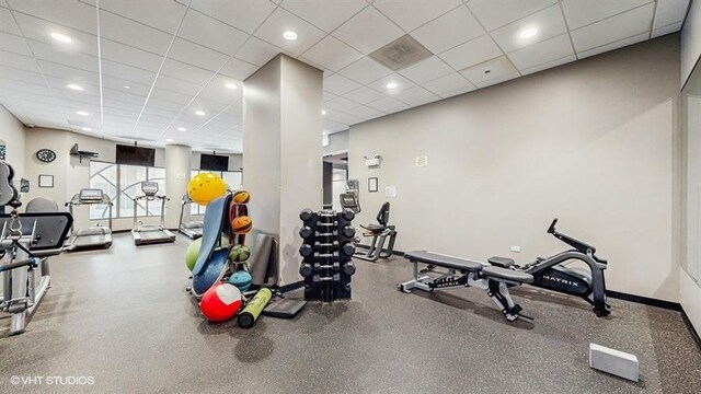 630 N State St Unit 2403, Chicago, IL 60654 - workout area featuring baseboards, recessed lighting, and a drop ceiling