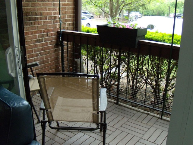7525 Nantucket Dr Unit 109, Darien, IL 60561 - view of balcony