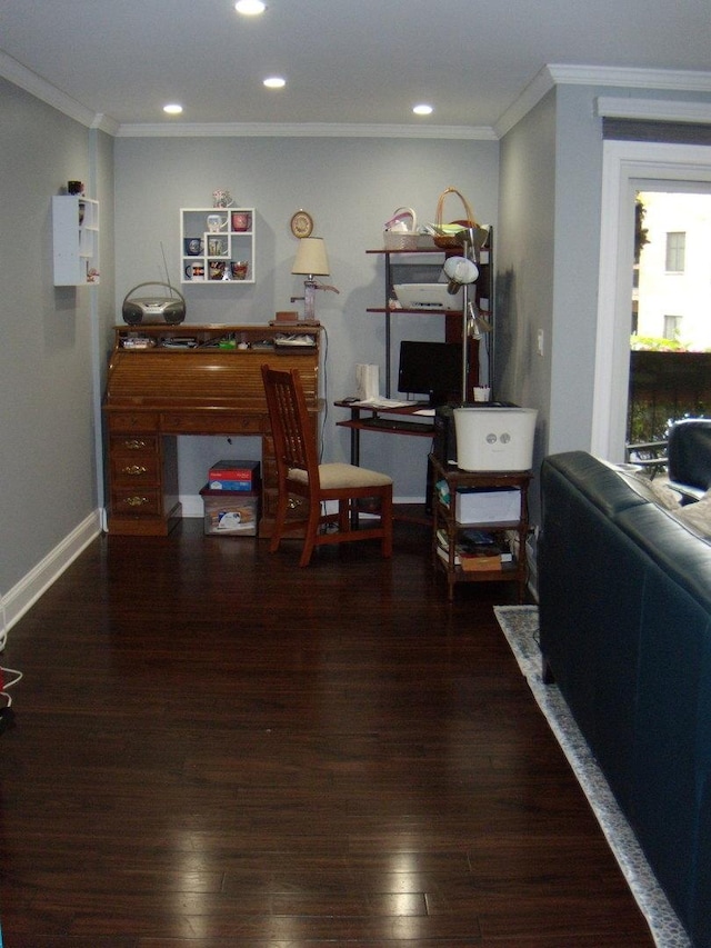 7525 Nantucket Dr Unit 109, Darien, IL 60561 - living room featuring crown molding, wood-type flooring, recessed lighting, and baseboards
