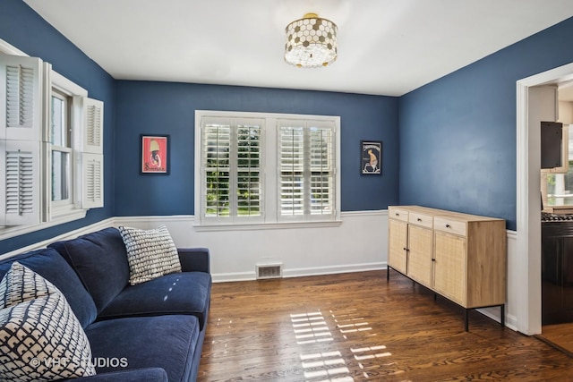1161 Vernon Dr, Glenview, IL 60025 - sitting room featuring dark wood finished floors and baseboards