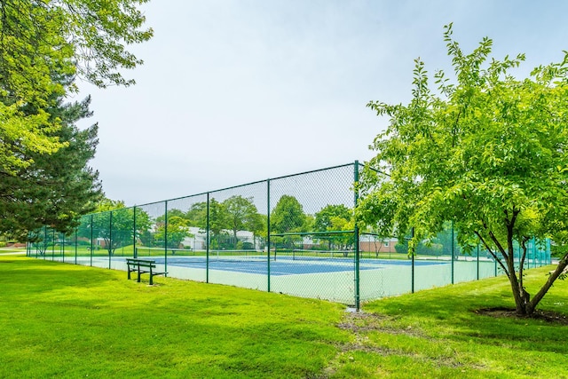 2700 E Bel Aire Dr Unit 202, Arlington Heights, IL 60004 - view of tennis court