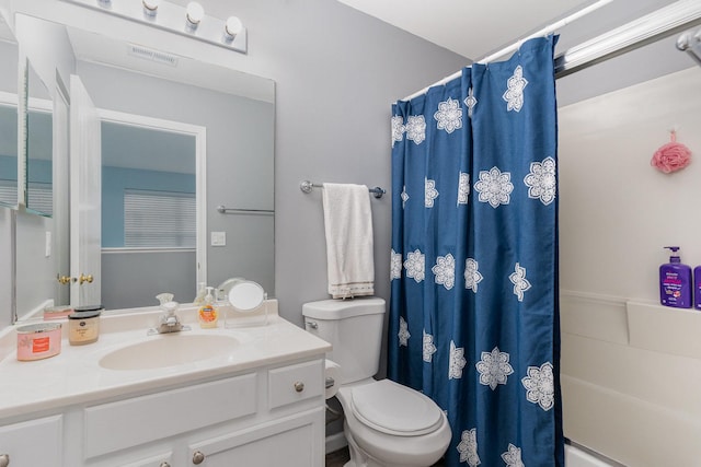 310 Cascade Ln Unit 310, Oswego, IL 60543 - full bath featuring vanity, toilet, and shower / bath combo