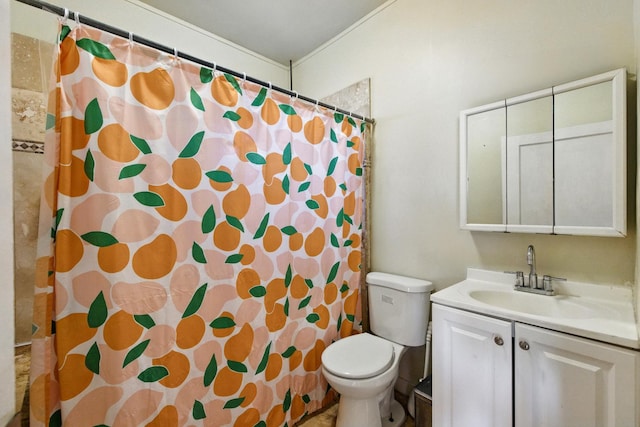 1738 N Latrobe Ave, Chicago, IL 60639 - full bath featuring vanity, toilet, and curtained shower