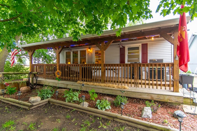 378 E Union St, Seneca, IL 61360 - view of front of property with a deck
