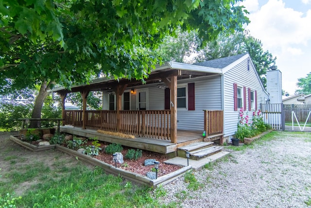 378 E Union St, Seneca, IL 61360 - view of front of house with ceiling fan and a wooden deck