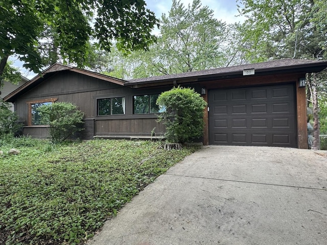 60 Pleasant St, Hoffman Estates, IL 60169 - photo 1