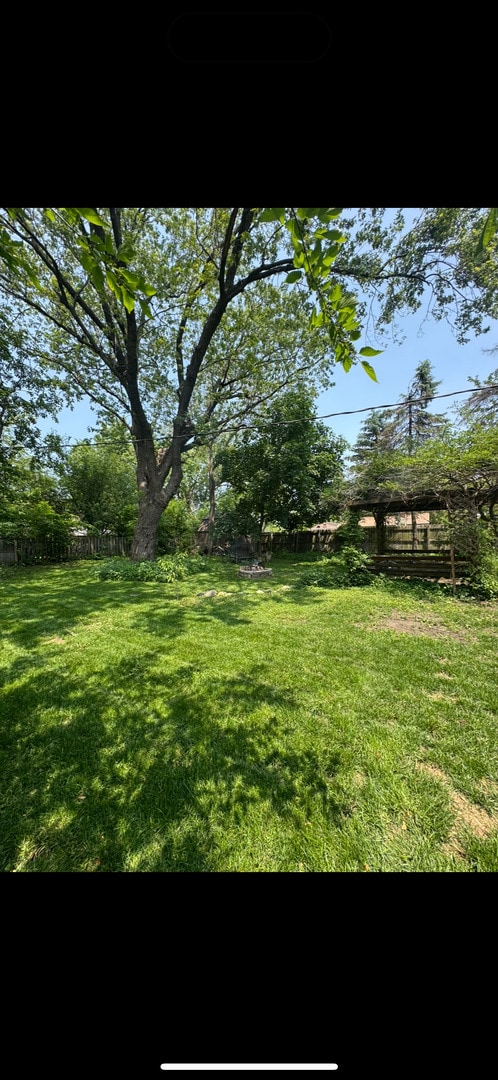 60 Pleasant St, Hoffman Estates, IL 60169 - photo 9