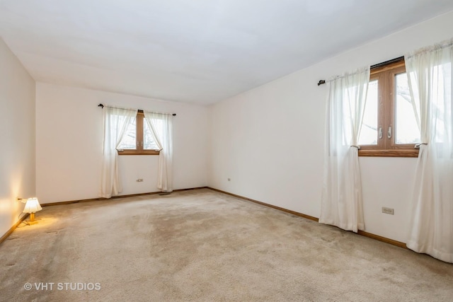 735 Vermont Rd, Frankfort, IL 60423 - unfurnished room with light carpet and baseboards