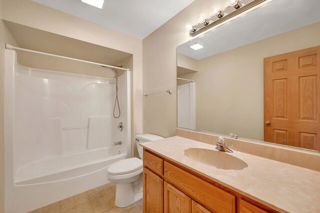 1039 Stewart Ct, Joliet, IL 60431 - full bath with vanity, toilet, and washtub / shower combination