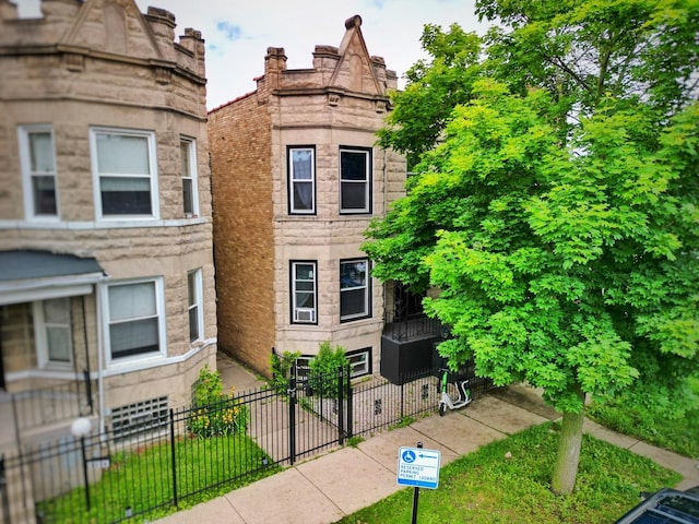 3316 W Flournoy St, Chicago, IL 60624 - view of building exterior