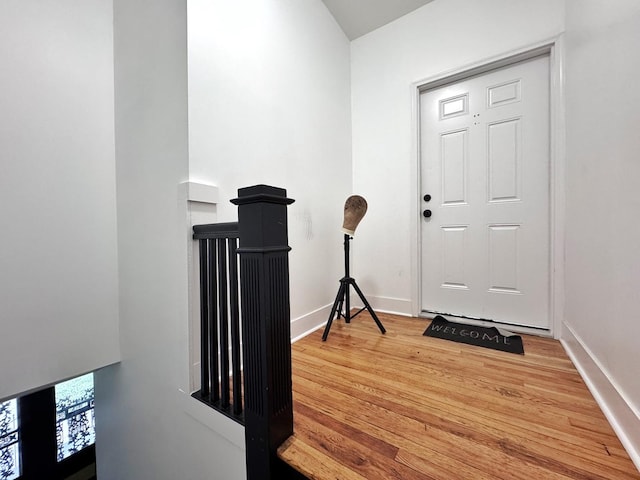 3316 W Flournoy St, Chicago, IL 60624 - foyer entrance featuring light wood-style flooring and baseboards