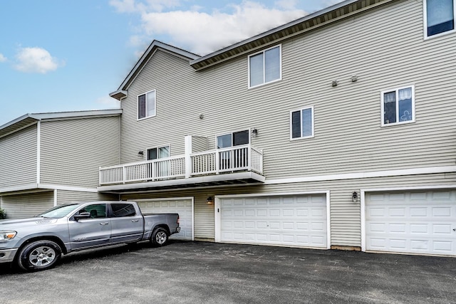 1754 Fieldstone Dr N, Shorewood, IL 60404 - back of house with an attached garage and driveway