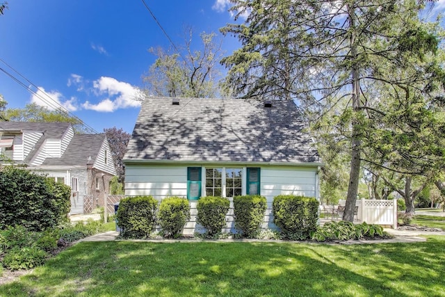 266 S Warrington Rd, Des Plaines, IL 60016 - view of front of property featuring roof with shingles