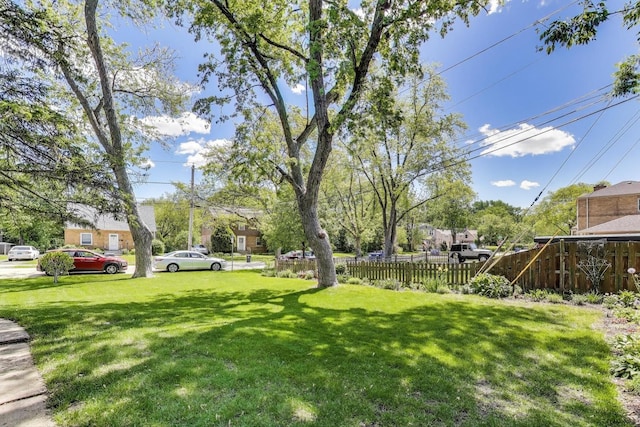 266 S Warrington Rd, Des Plaines, IL 60016 - view of yard